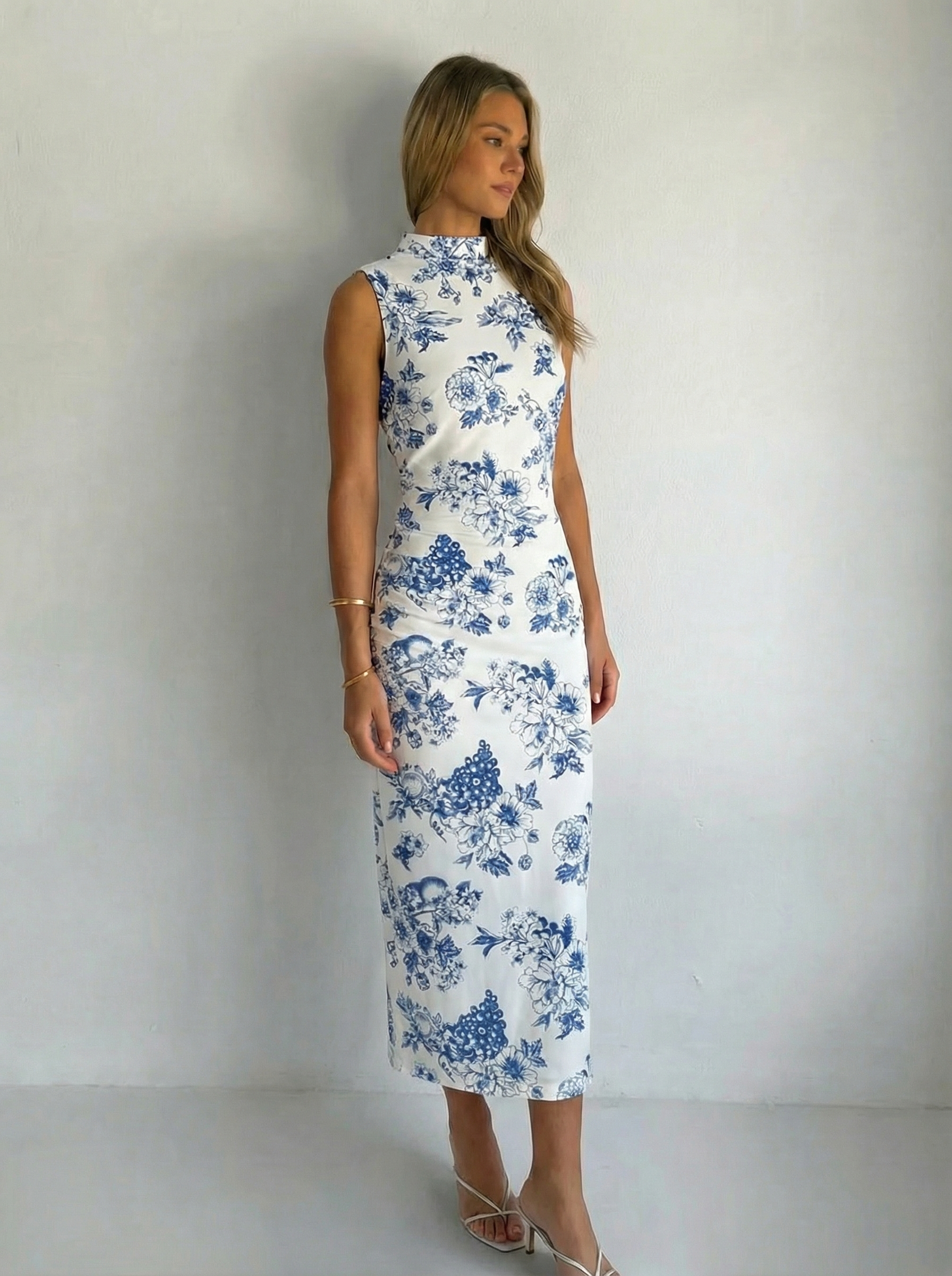 CIDER Bodycon High-Neck Sleeveless Midi Dress