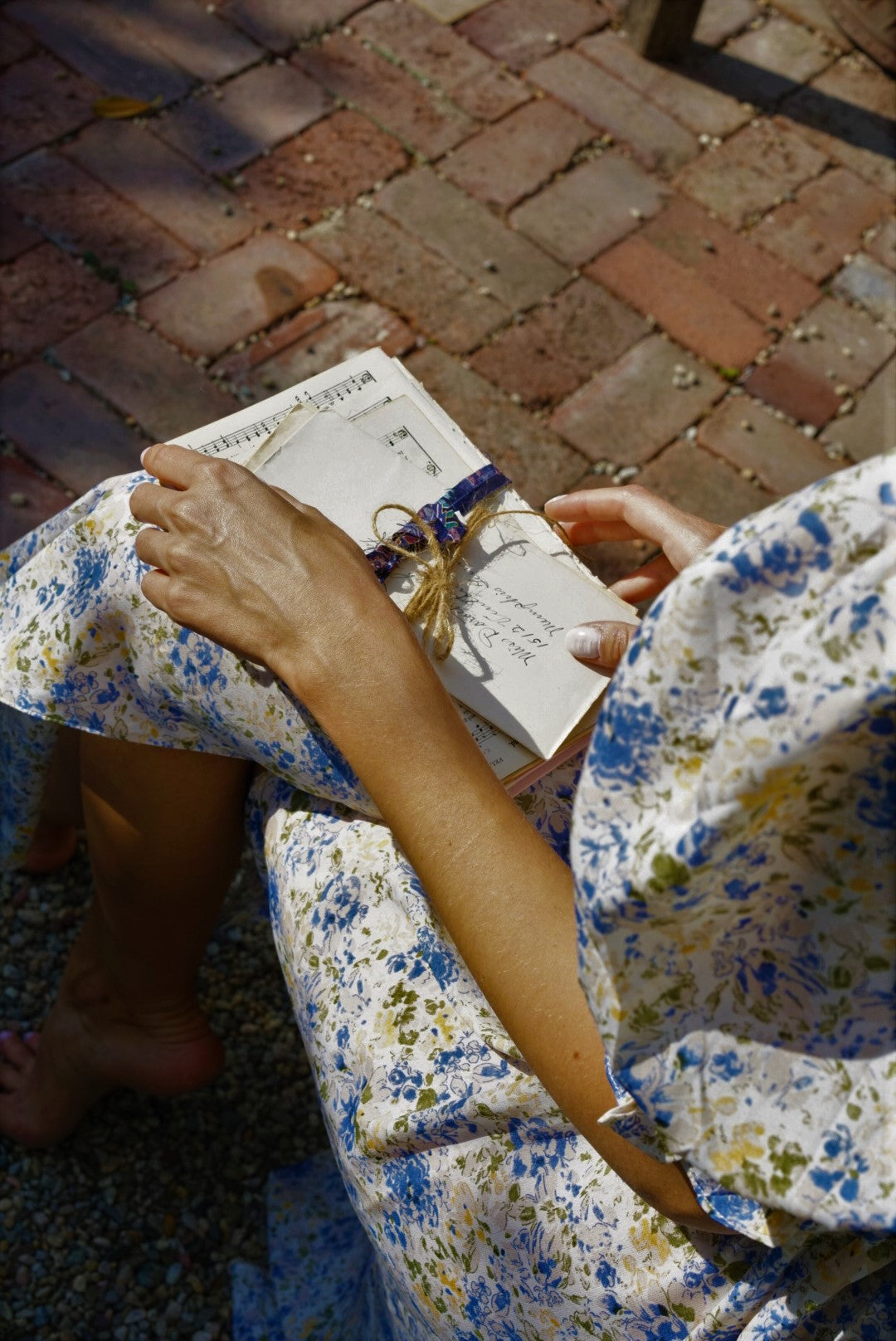 EN SAISON FLORAL MIDI DRESS