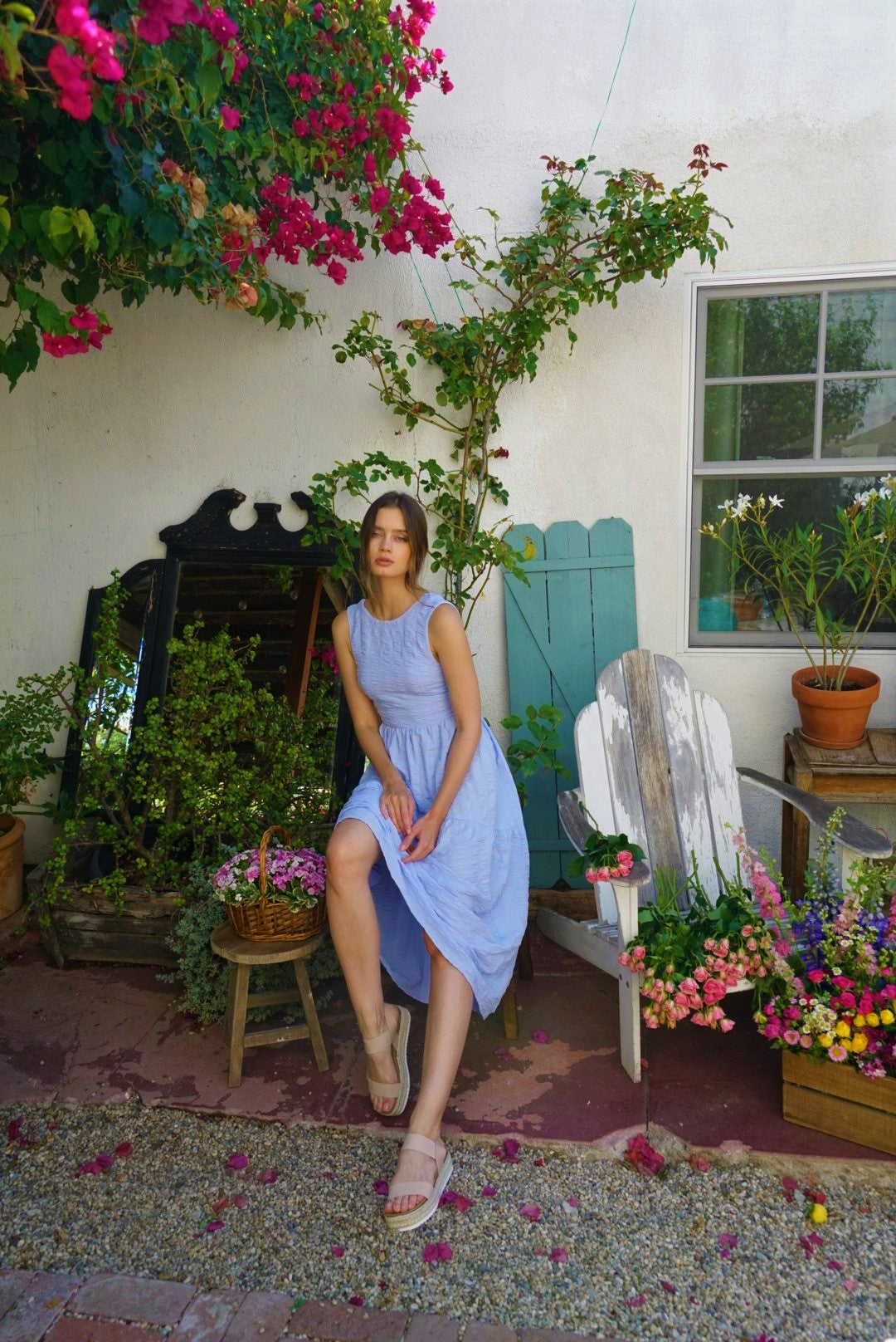 GEORGIA TIE BACK SLEEVELSS MIDI DRESS in Blue