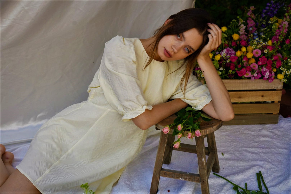 THE MADISON BABYDOLL DRESS IN LIGHT YELLOW